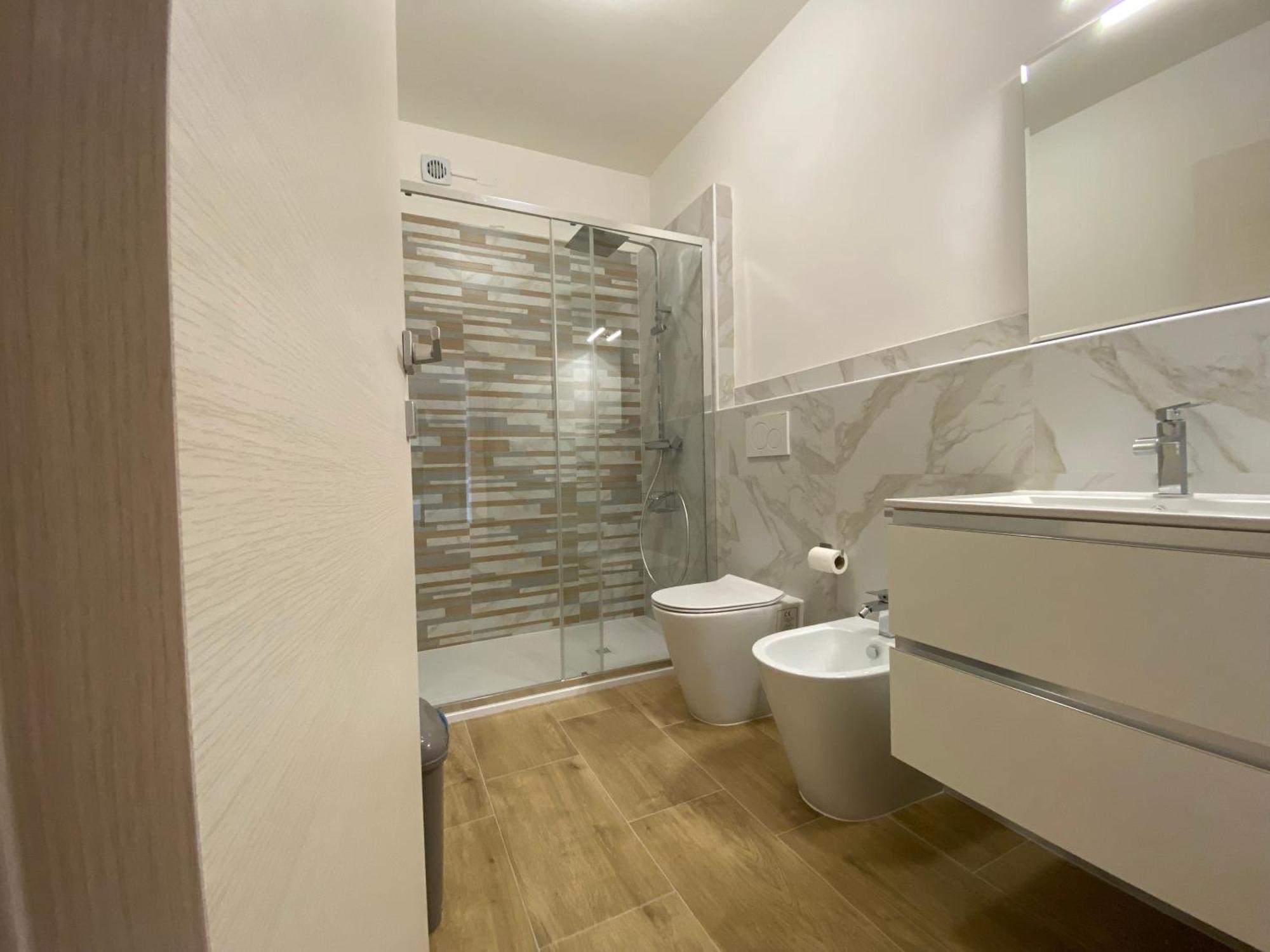 Avantgard Rooms Skyline Retreat Болоня Екстериор снимка
