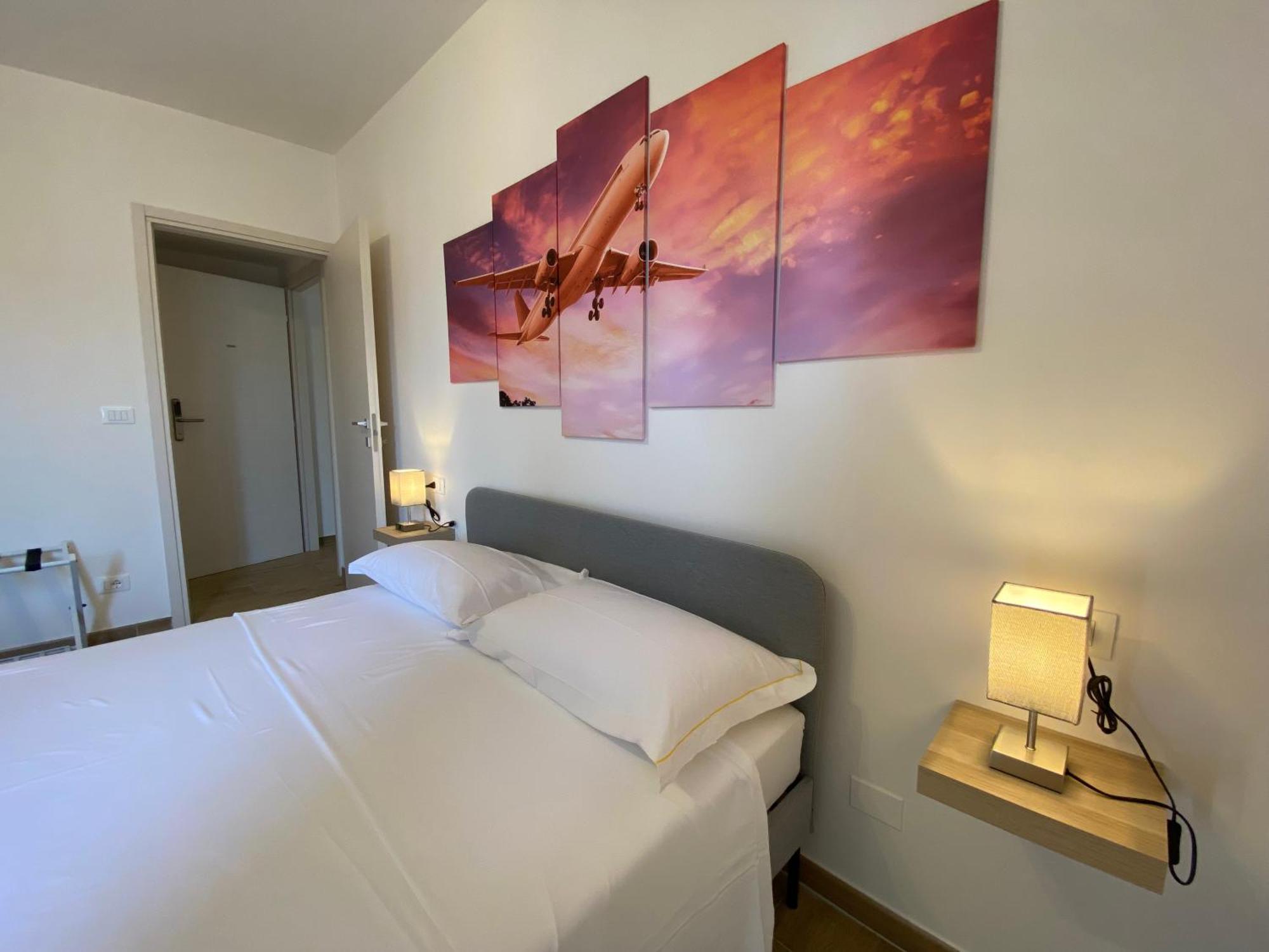 Avantgard Rooms Skyline Retreat Болоня Екстериор снимка