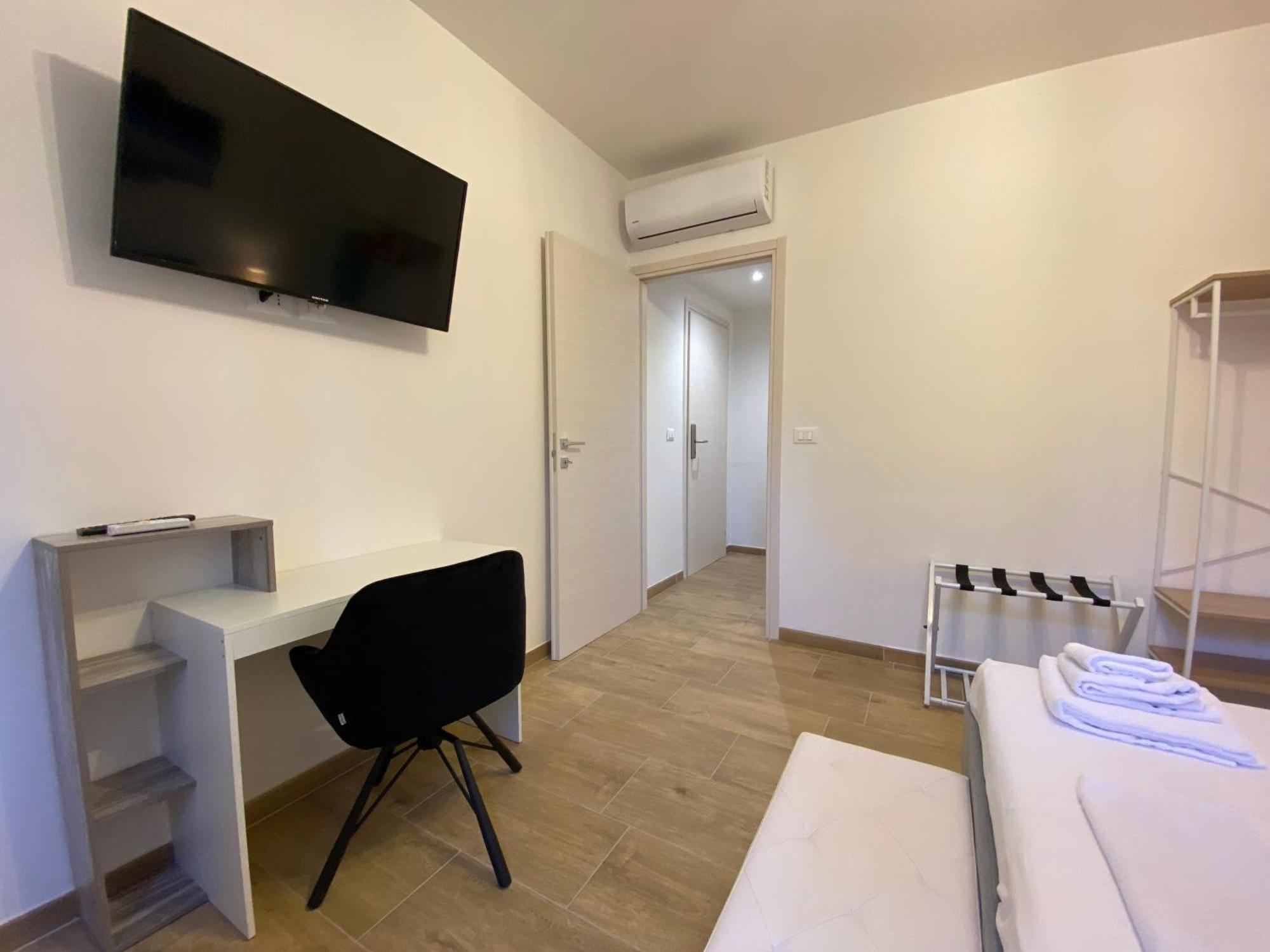 Avantgard Rooms Skyline Retreat Болоня Екстериор снимка